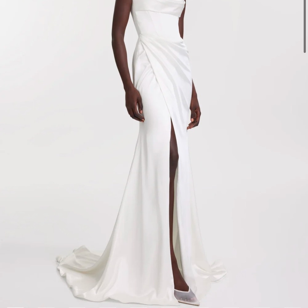 Chosen by Kyha Apollo Gown- brand new!